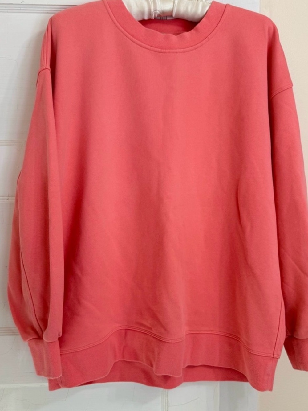 Lululemon Steady State Crew on Coral size 6